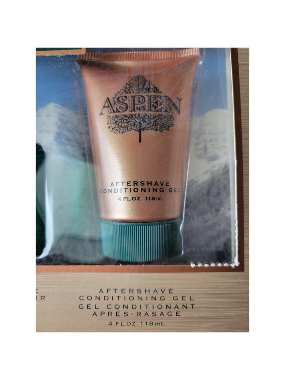 Aspen Gold & Green Men's Grooming Gift Set - Picture 5 of 8